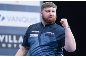 Menzies quits work to pursue darting dream