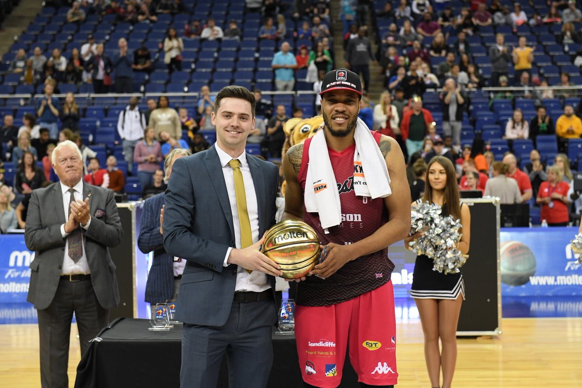 Suns and Riders Win Play-off Finals At The O2